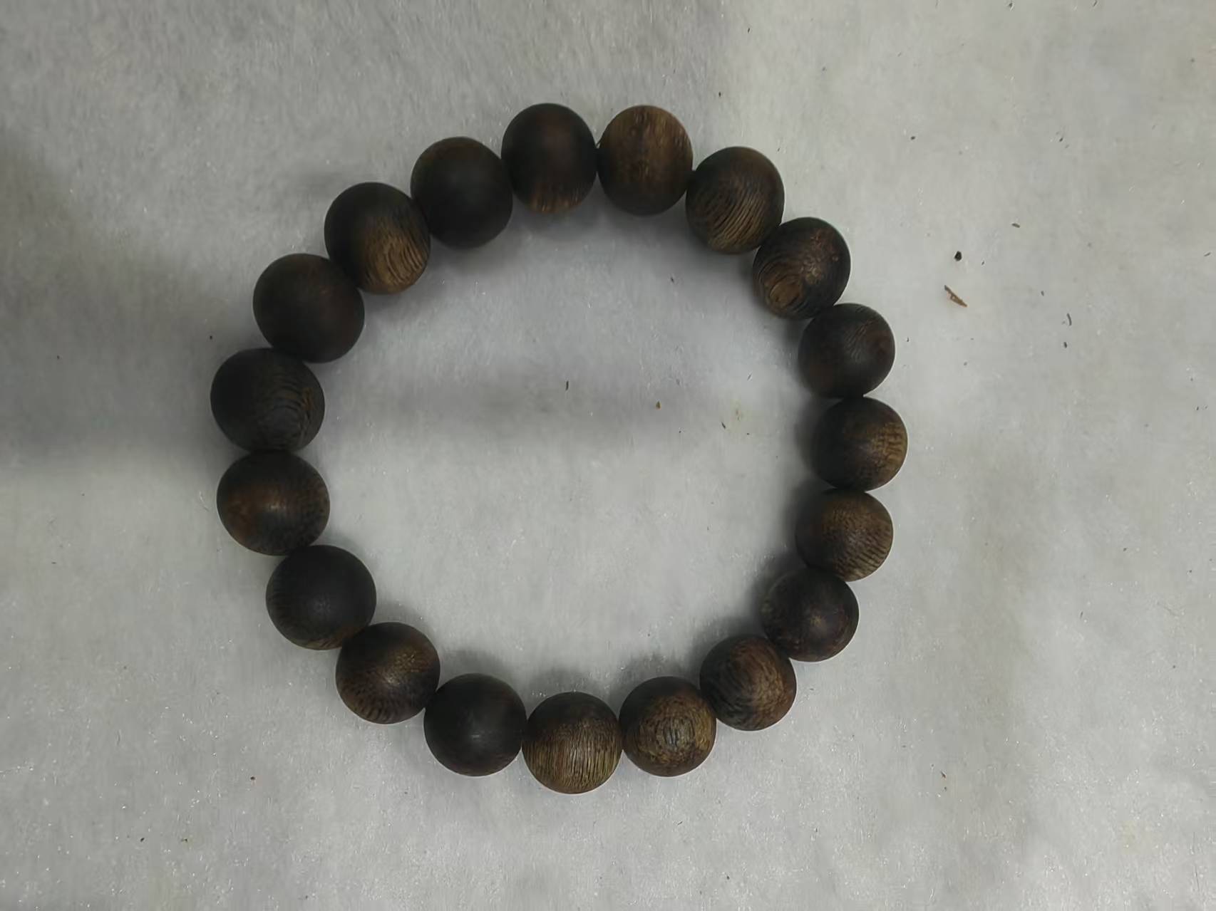 Why Agarwood Is the Ultimate Spiritual Luxury: From Chinese Craftsmanship to Global Demand